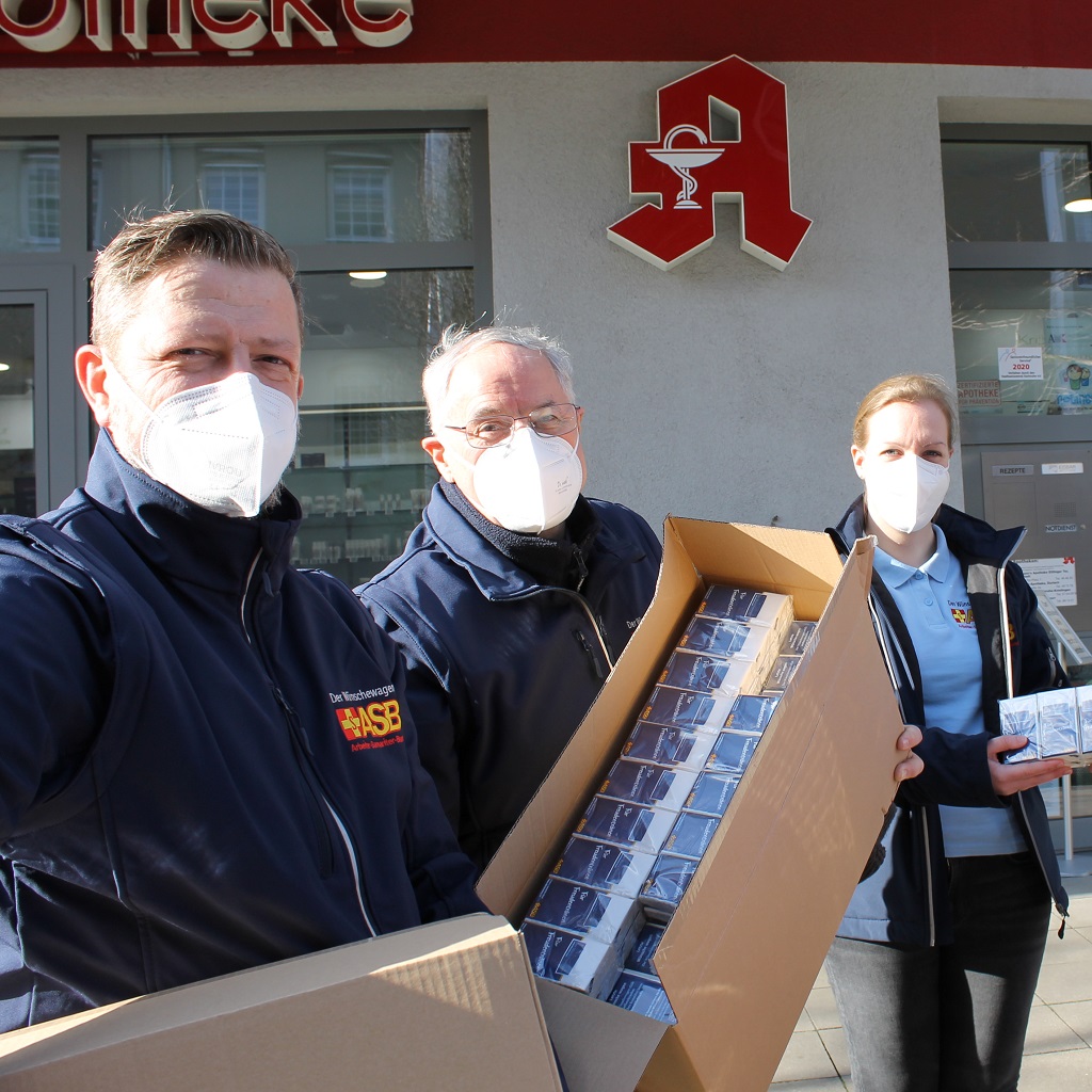 ASB-Karlsruhe_Wuenschewagen_Foto-Aktion-Karlsruhe_Bildnachweis-ASB-KA jpg.jpg