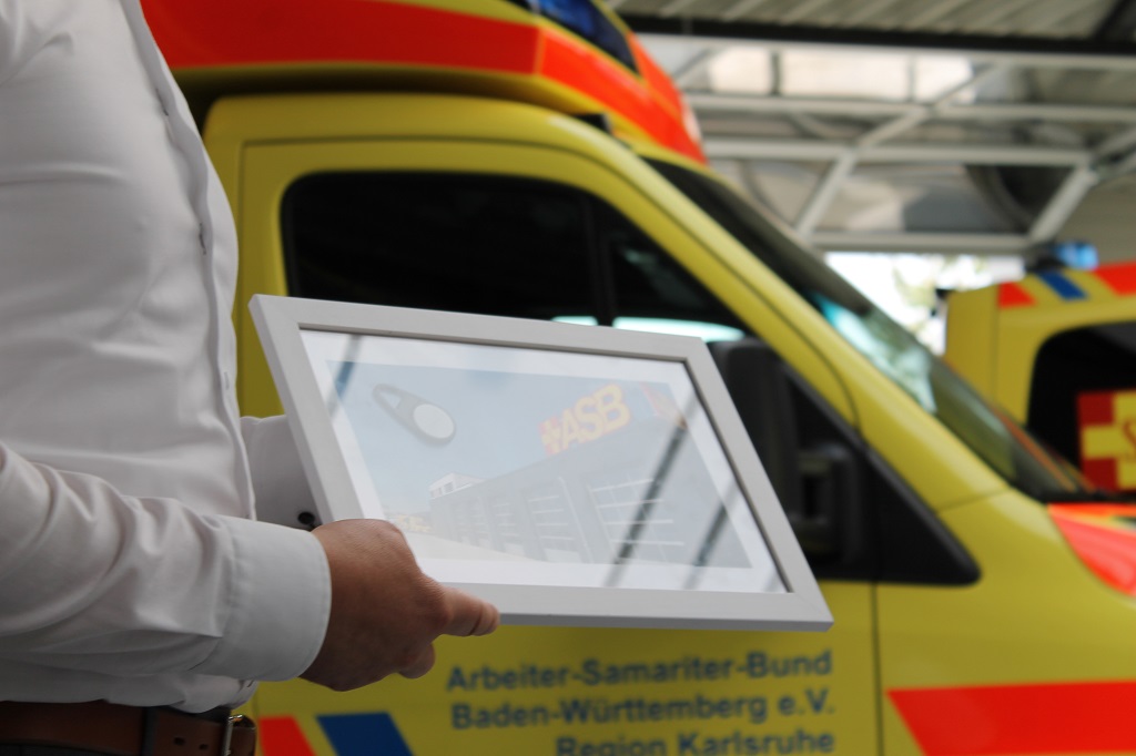 ASB-KA_Special_Hauptrettungswache_08_Nahaufnahme-Schluessel.JPG