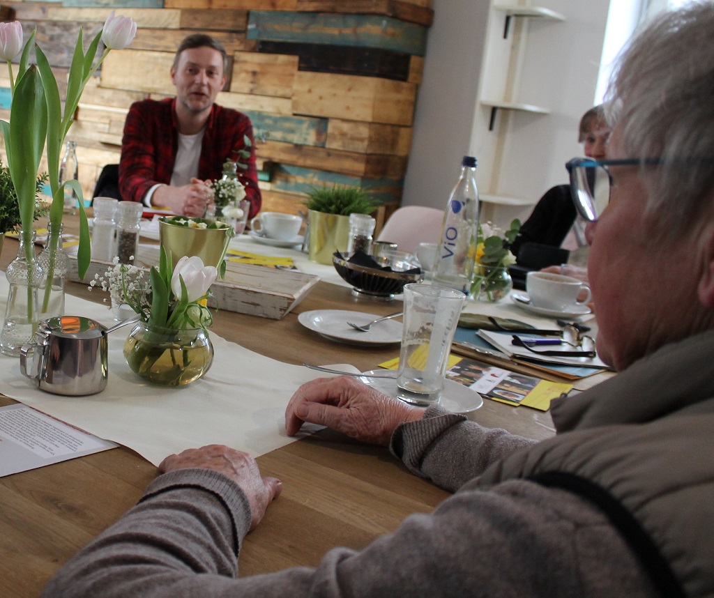 ASB-Karlsruhe_Doku-Netzwerk-Pflegebegleitung_Cafe_Onlineversion_Bildnachweis-ASB-KA.jpg