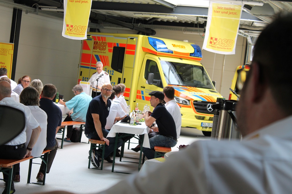 ASB-KA_Special_Hauptrettungswache_12_Tottale_UVolz.JPG