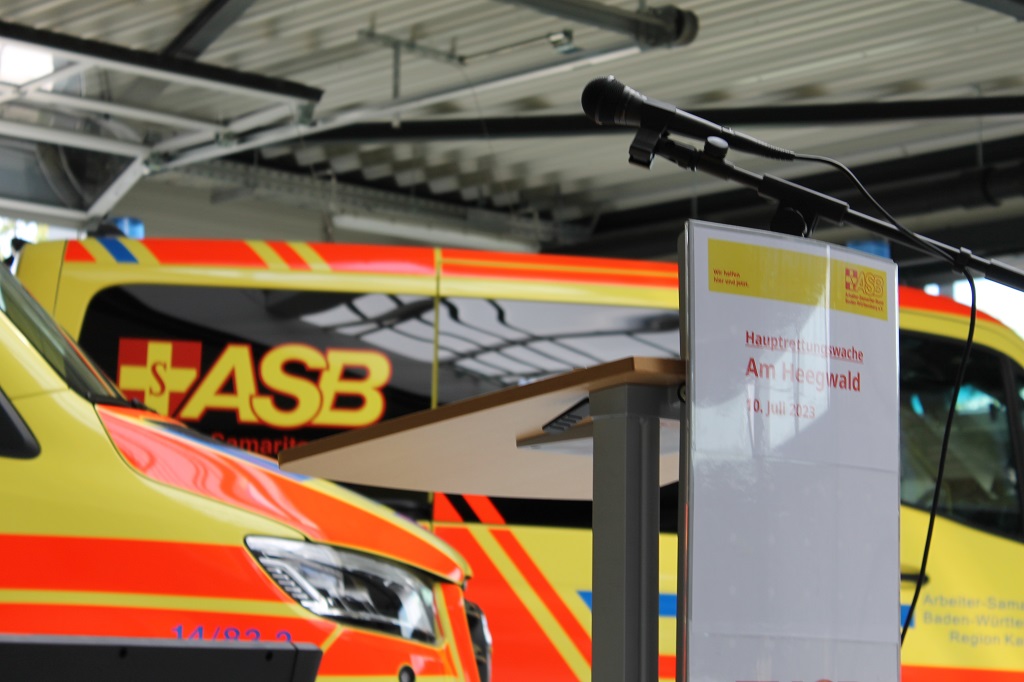 ASB-KA_Special_Hauptrettungswache_01_Impression_Fahrzeuge.JPG
